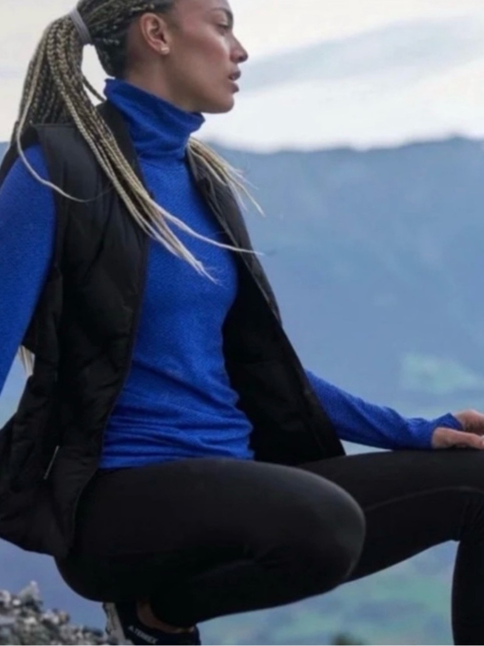 Athleta Flurry Base Layer Turtleneck Womens M Cobalt Blue